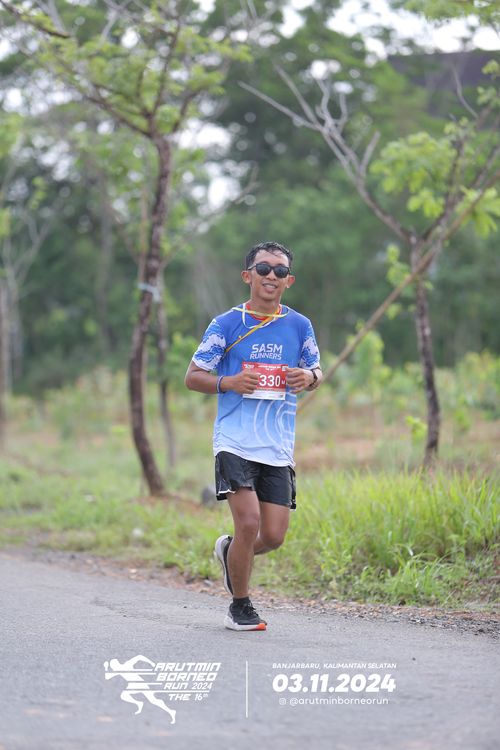 Race photo from Arutmin Borneo Run 2024