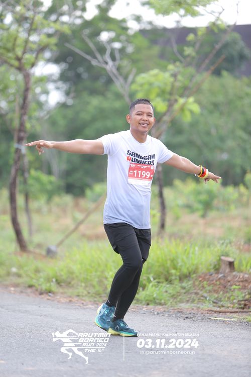 Race photo from Arutmin Borneo Run 2024