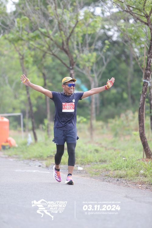 Race photo from Arutmin Borneo Run 2024