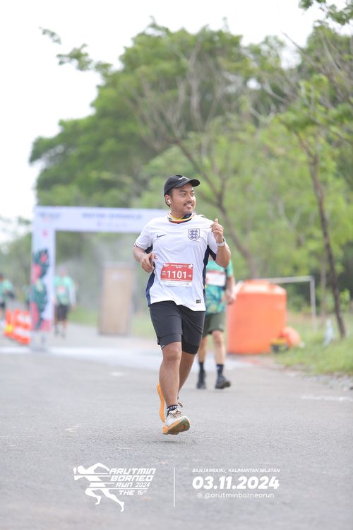 Race photo from Arutmin Borneo Run 2024