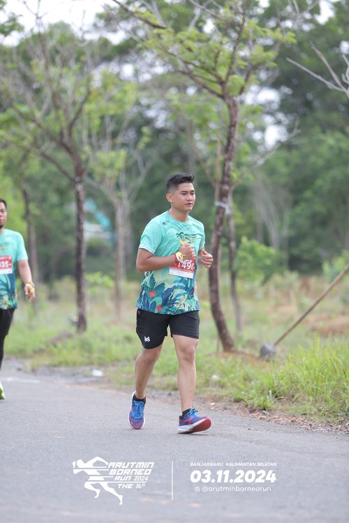Race photo from Arutmin Borneo Run 2024
