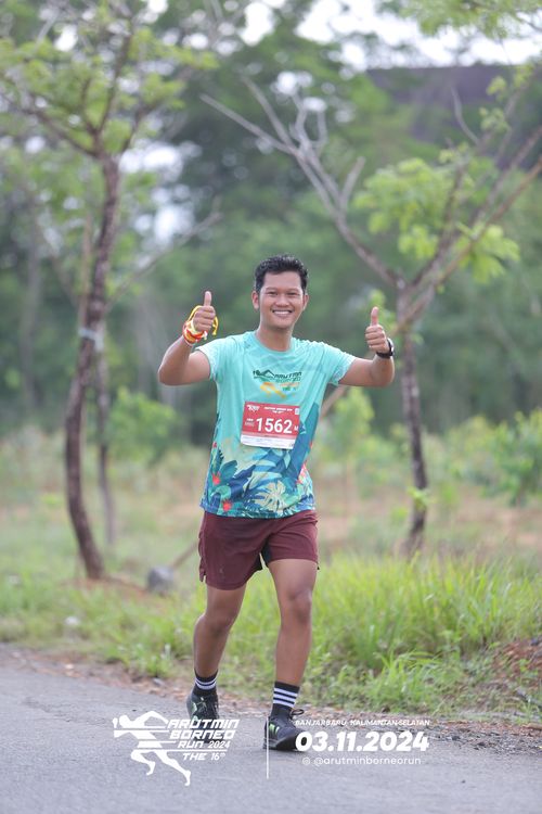 Race photo from Arutmin Borneo Run 2024