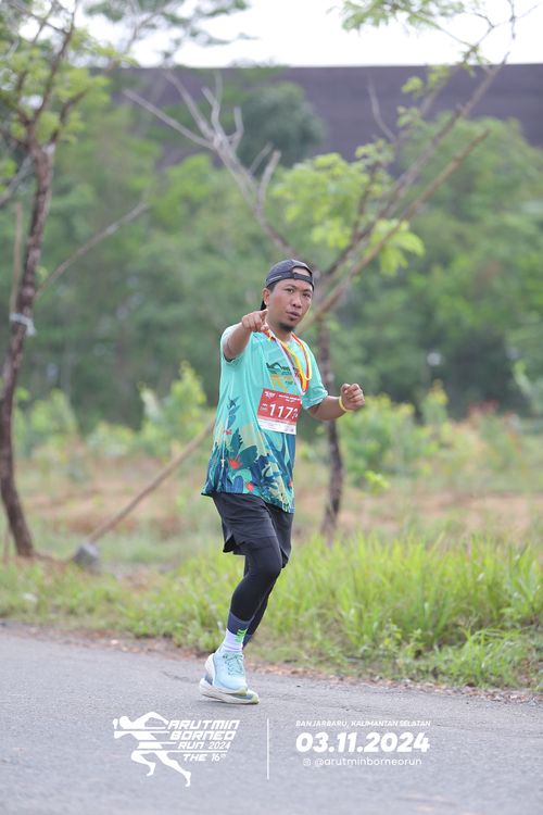 Race photo from Arutmin Borneo Run 2024