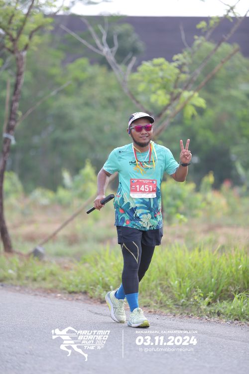 Race photo from Arutmin Borneo Run 2024