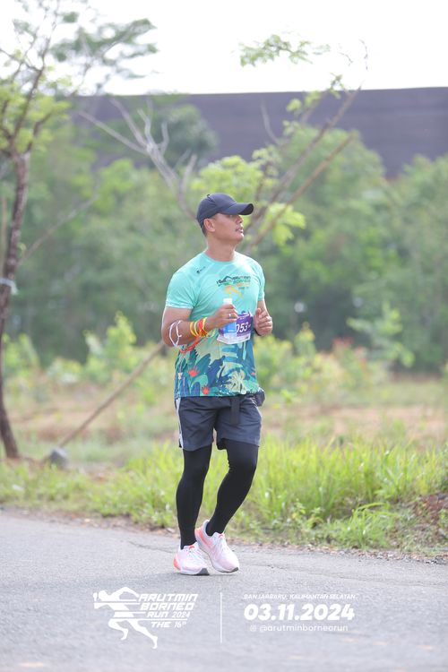 Race photo from Arutmin Borneo Run 2024