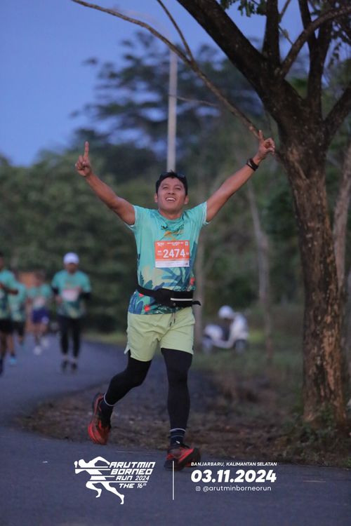 Race photo from Arutmin Borneo Run 2024