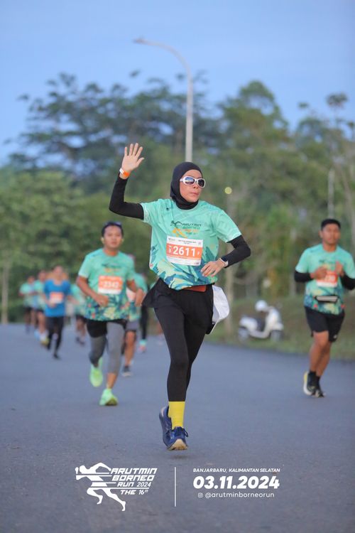 Race photo from Arutmin Borneo Run 2024