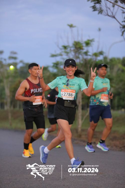 Race photo from Arutmin Borneo Run 2024