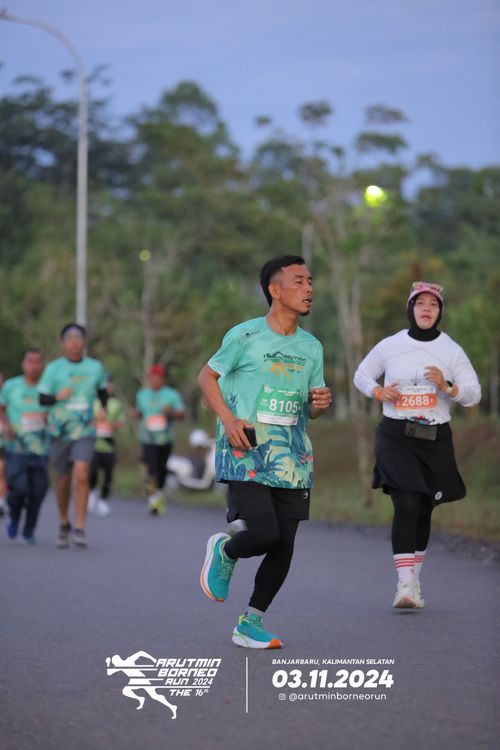 Race photo from Arutmin Borneo Run 2024