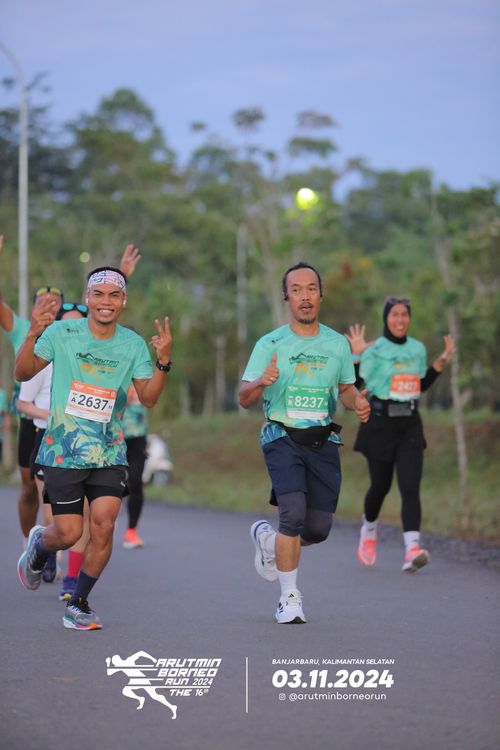 Race photo from Arutmin Borneo Run 2024