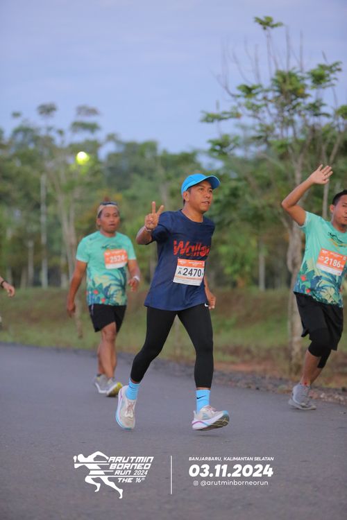 Race photo from Arutmin Borneo Run 2024