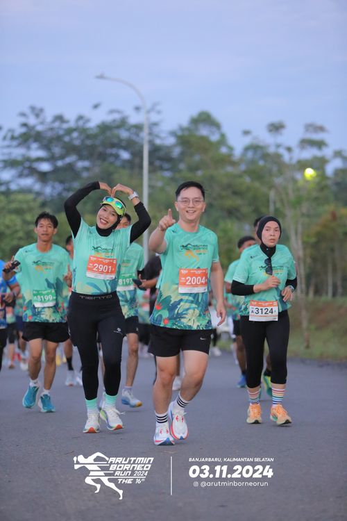 Race photo from Arutmin Borneo Run 2024