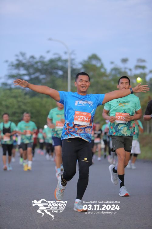 Race photo from Arutmin Borneo Run 2024