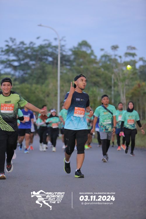 Race photo from Arutmin Borneo Run 2024