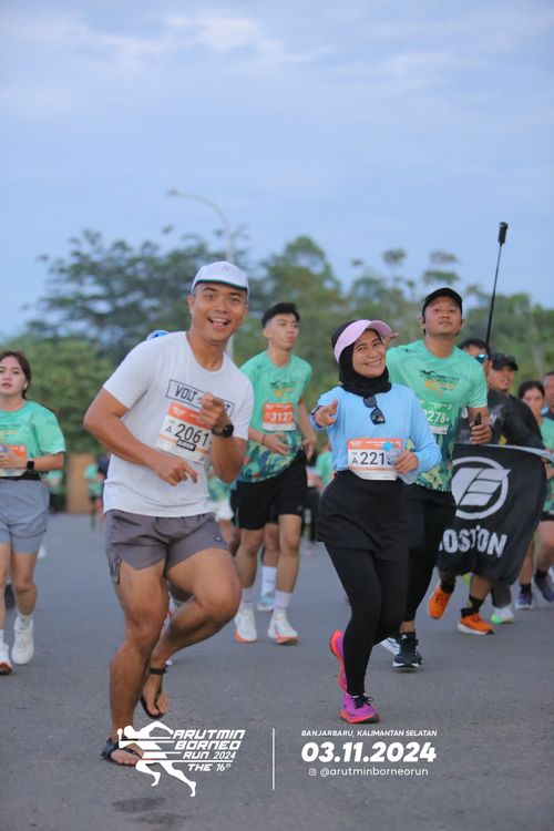 Race photo from Arutmin Borneo Run 2024
