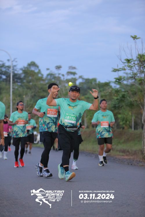 Race photo from Arutmin Borneo Run 2024