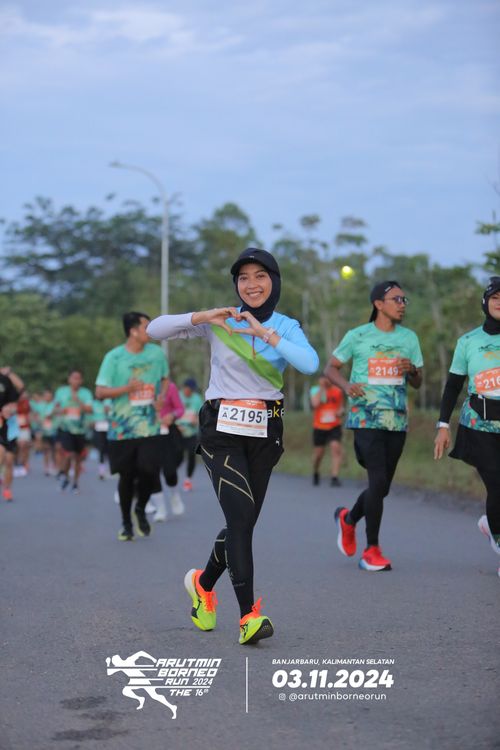 Race photo from Arutmin Borneo Run 2024