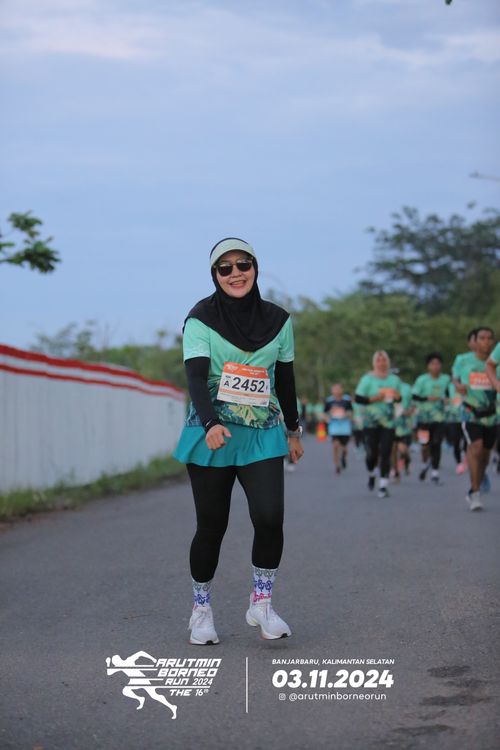 Race photo from Arutmin Borneo Run 2024
