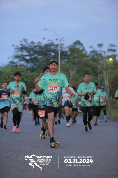 Race photo from Arutmin Borneo Run 2024