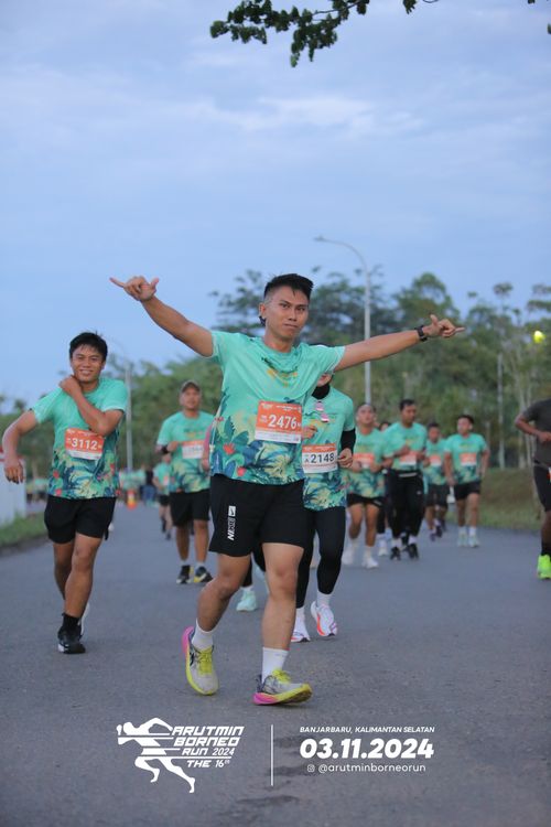Race photo from Arutmin Borneo Run 2024