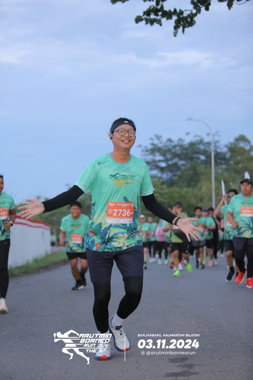 Race photo from Arutmin Borneo Run 2024