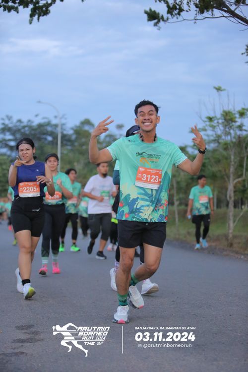 Race photo from Arutmin Borneo Run 2024