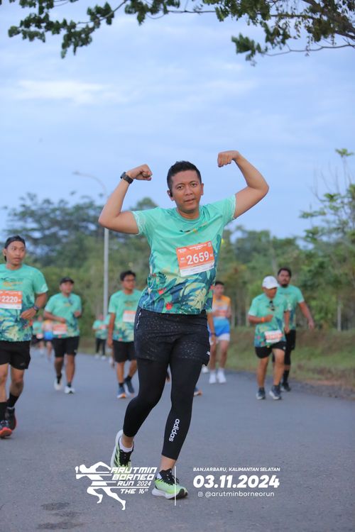 Race photo from Arutmin Borneo Run 2024