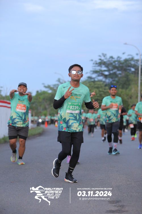 Race photo from Arutmin Borneo Run 2024