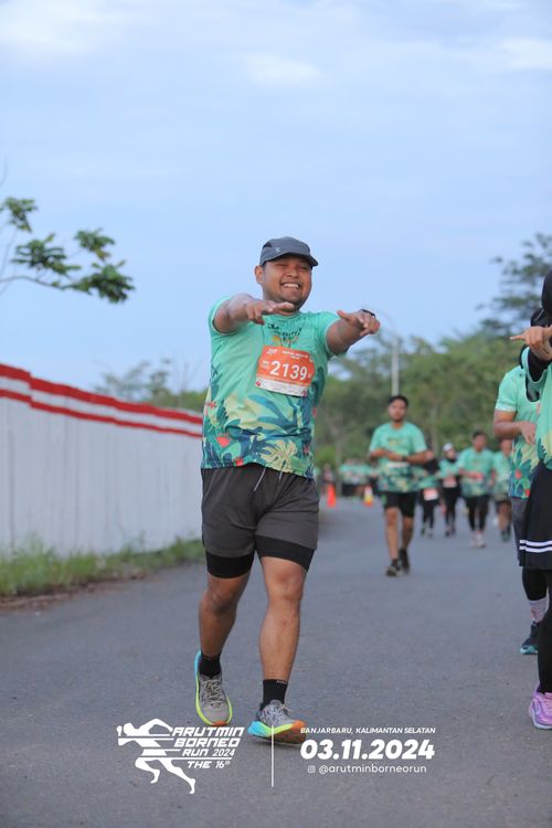 Race photo from Arutmin Borneo Run 2024