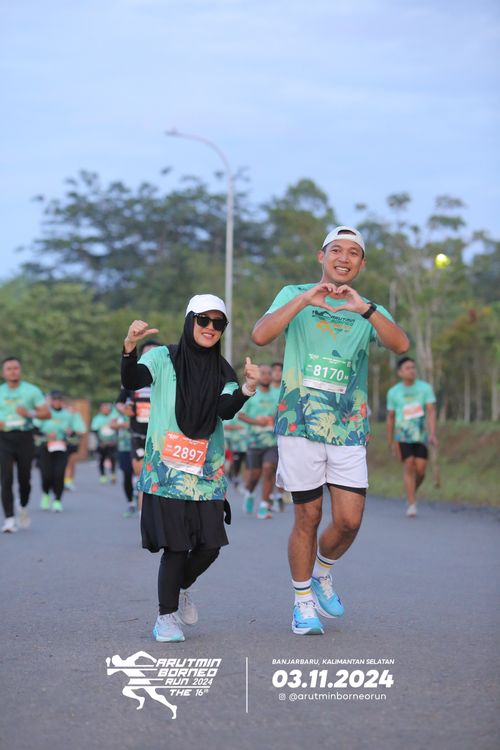 Race photo from Arutmin Borneo Run 2024