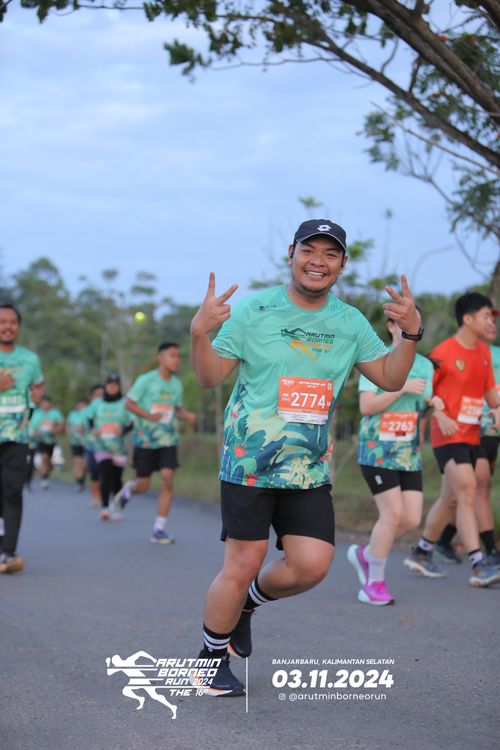 Race photo from Arutmin Borneo Run 2024