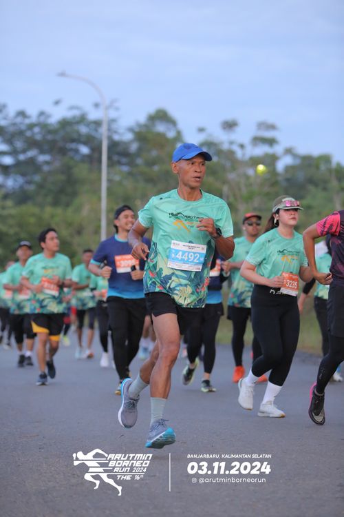 Race photo from Arutmin Borneo Run 2024
