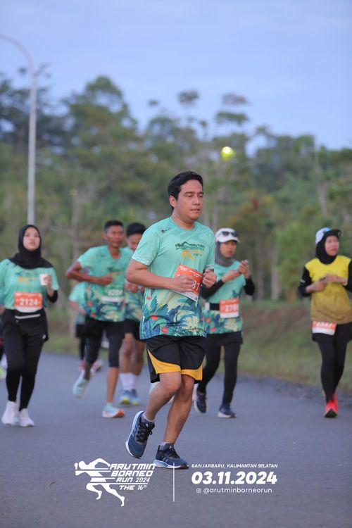Race photo from Arutmin Borneo Run 2024