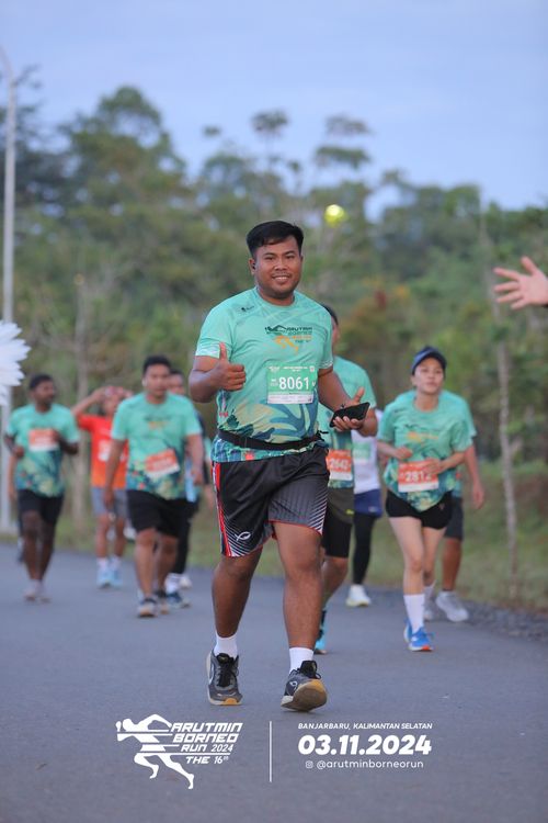 Race photo from Arutmin Borneo Run 2024