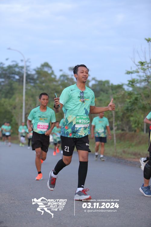 Race photo from Arutmin Borneo Run 2024