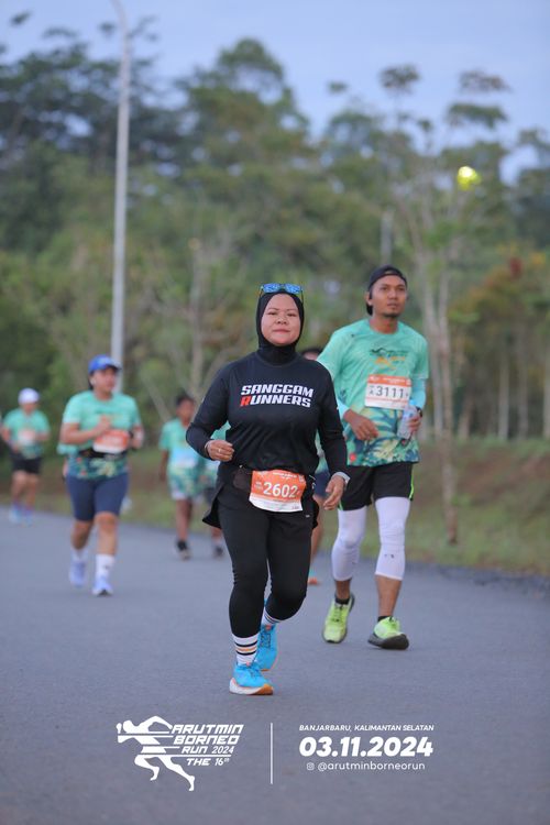 Race photo from Arutmin Borneo Run 2024