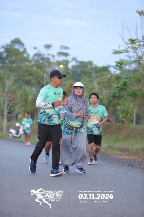 Race photo from Arutmin Borneo Run 2024