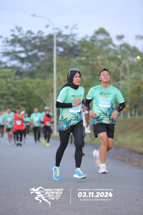 Race photo from Arutmin Borneo Run 2024