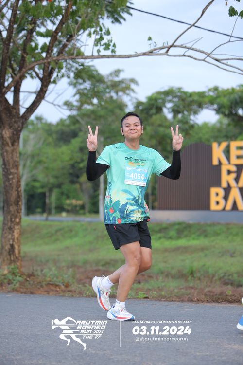 Race photo from Arutmin Borneo Run 2024