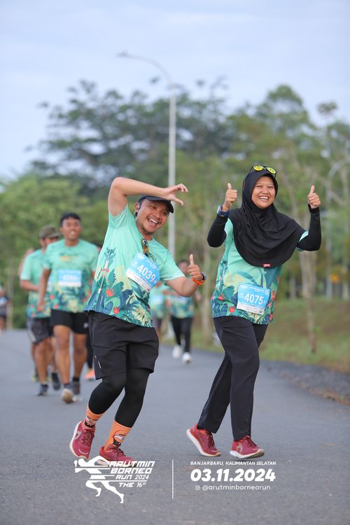 Race photo from Arutmin Borneo Run 2024