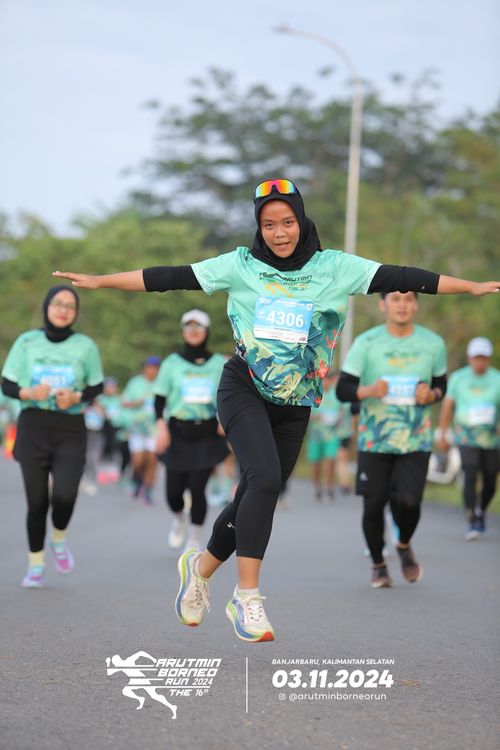 Race photo from Arutmin Borneo Run 2024