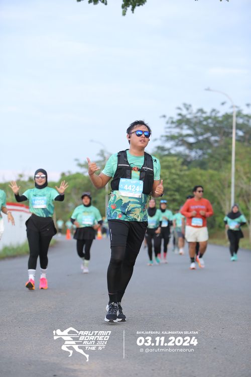 Race photo from Arutmin Borneo Run 2024