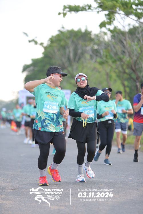 Race photo from Arutmin Borneo Run 2024