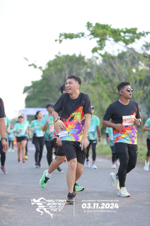 Race photo from Arutmin Borneo Run 2024