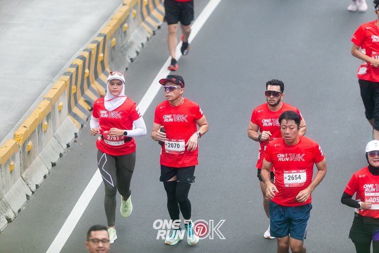 Race photo from ONE RUN 10K 2025