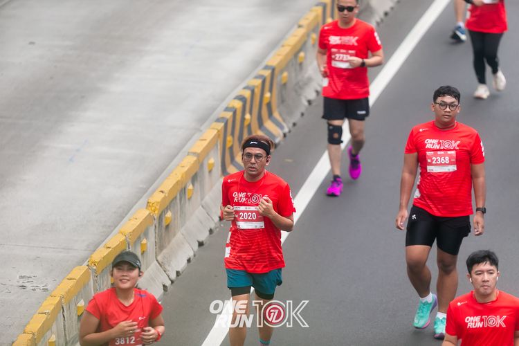 Race photo from ONE RUN 10K 2025