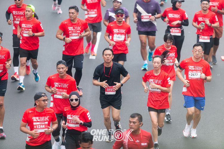 Race photo from ONE RUN 10K 2025