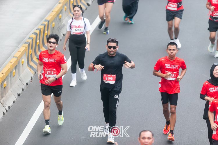 Race photo from ONE RUN 10K 2025