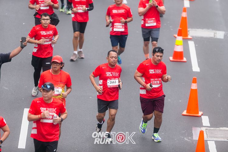 Race photo from ONE RUN 10K 2025