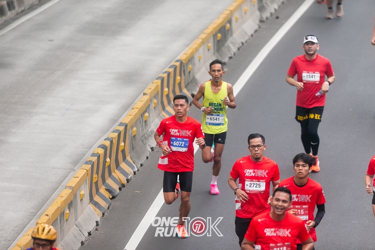 Race photo from ONE RUN 10K 2025